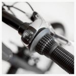 KUbikes 20L MTB 8-Speed Kids Bike - black - Image 4