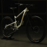 Santa Cruz Bronson 4.1 C Gx Axs Rsv Bike - Image 11