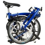 Brompton C Line Utility - 3-Speed - Low Bar - Standard Seatpost - Dynamo - 16" Folding Bike - 2022 - picadilly blue matt - Image 3