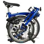 Brompton C Line Utility - 3-Speed - Mid Bar - Standard Seatpost - Dynamo - 16" Folding Bike - 2022 - picadilly blue matt - Image 3