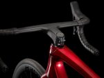 Trek ÉMONDA SLR 7 DISC Ultegra Di2 Roadbike - 2023 - Metallic Red Smoke to Red Carbon Smoke - Image 11